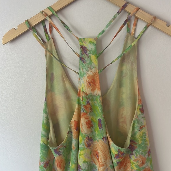 Summer racer back dress 🍭 - Picture 4 of 5